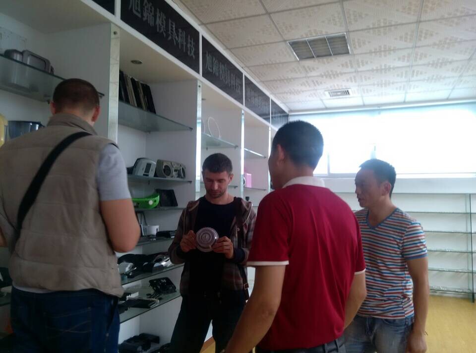 旭錦成交俄羅斯客戶，注塑模具加工【圖】